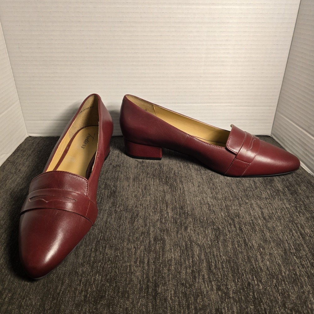 Trotters Womens Joelle Slip on Loafer Size 10.5M Burgundy Leather Block Heel